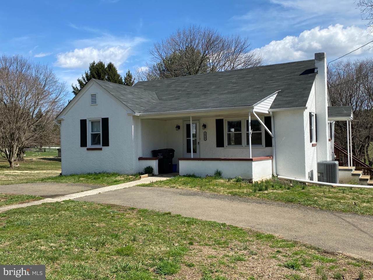 270 Guernsey Road - Photo 1