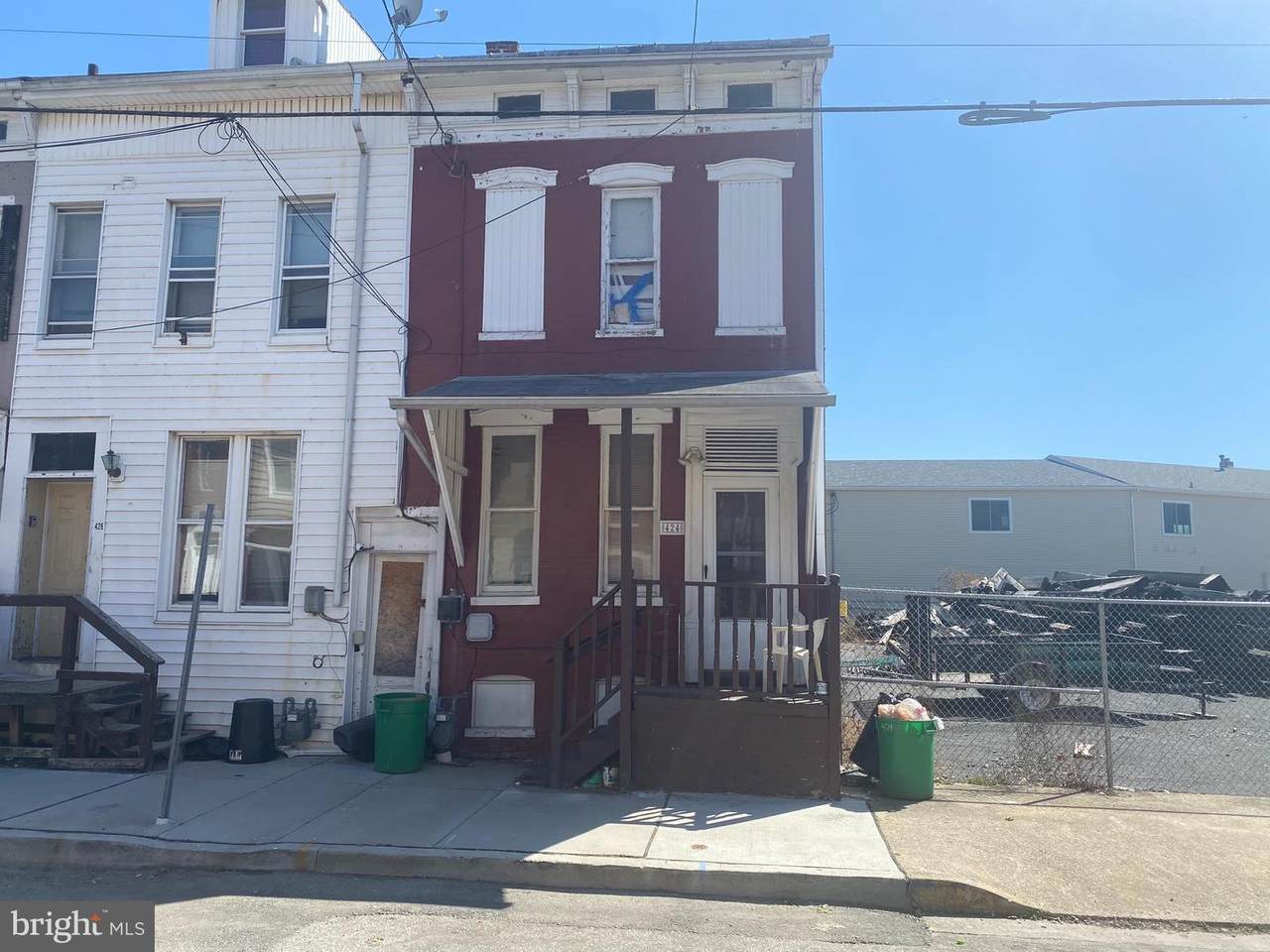 424 Walnut Street - Photo 1