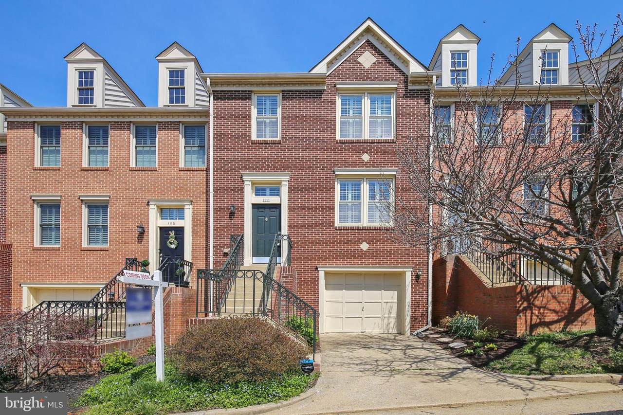 1111 Quaker Hill Court - Photo 1
