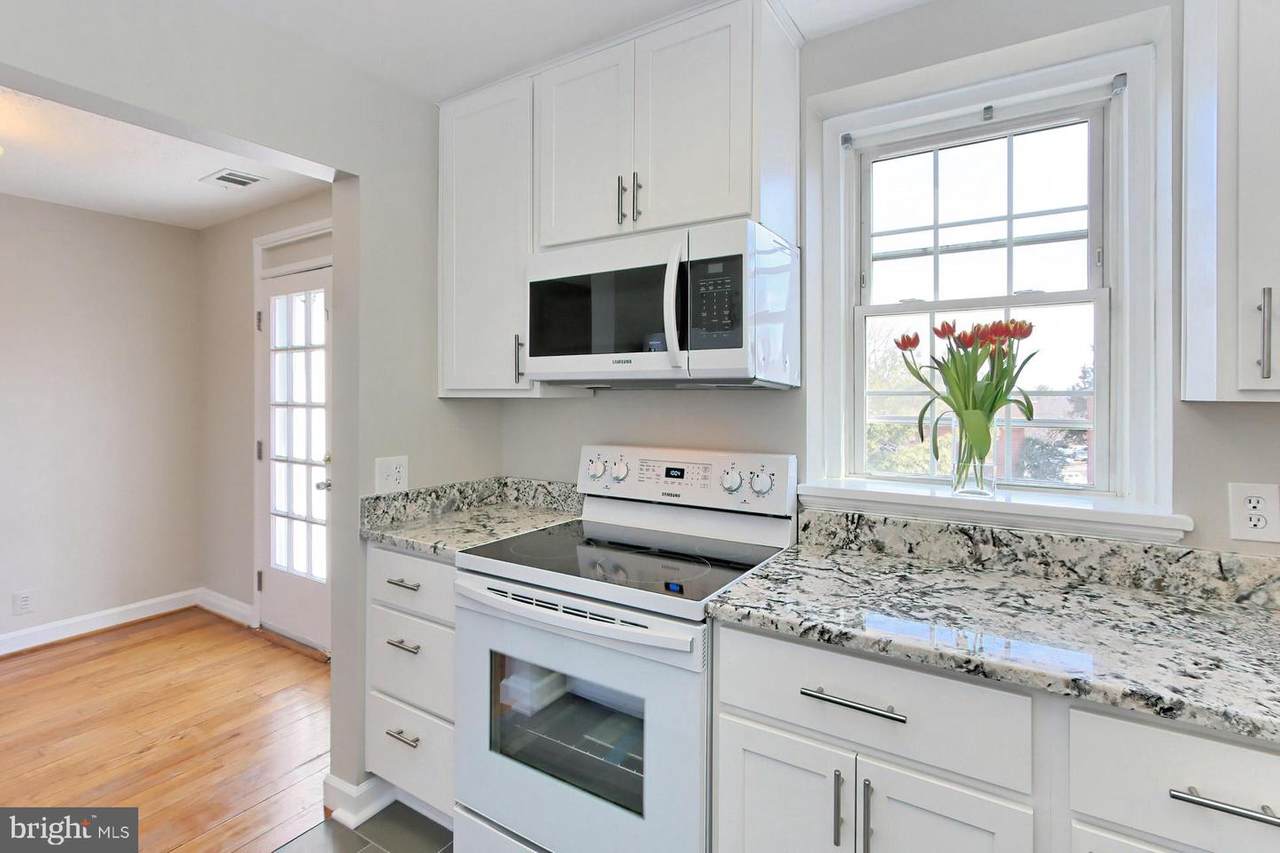 2873 Buchanan Street - Photo 1