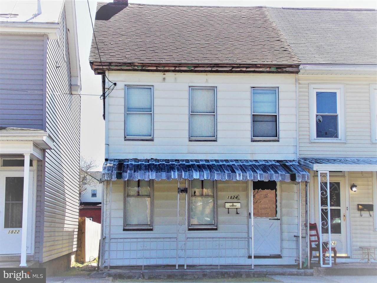 1824 Chestnut Street - Photo 1