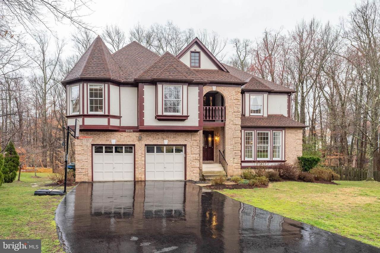 9405 Wooded Glen Avenue - Photo 1
