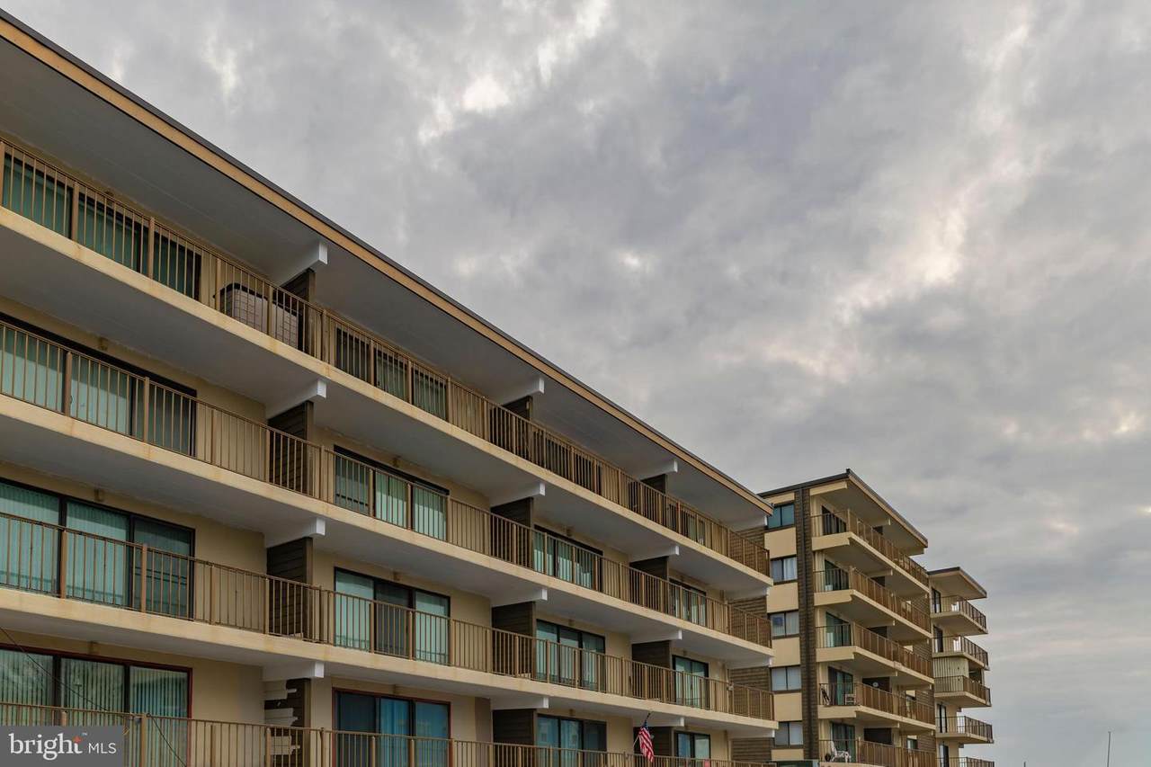 4 46TH Street - Photo 1