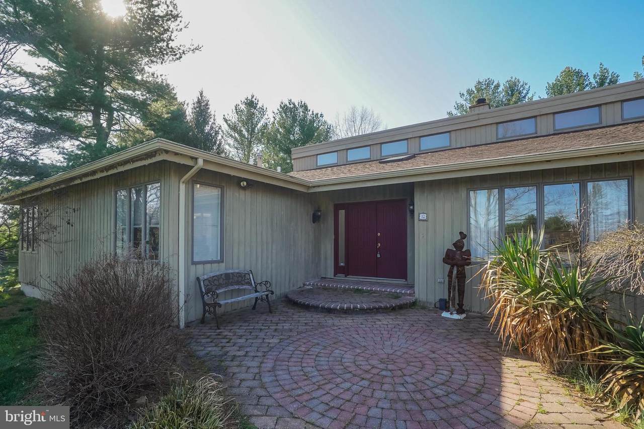 12 Oak Place - Photo 1