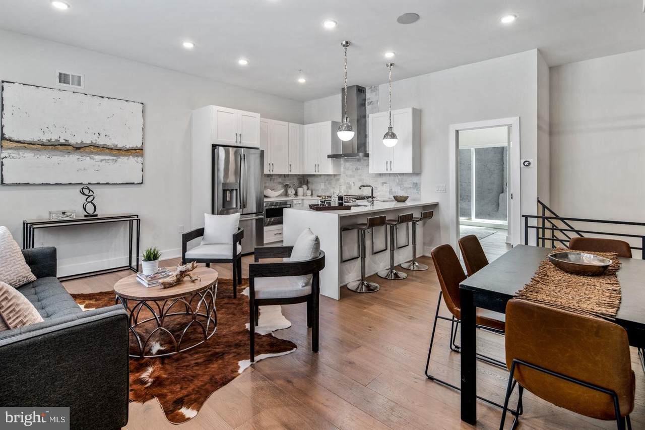1910 Brown Street - Photo 1