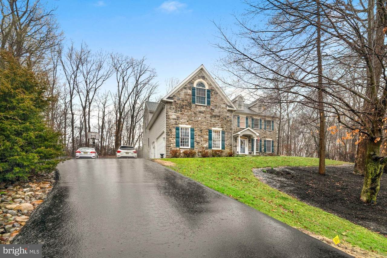 31 Natalie Drive - Photo 1