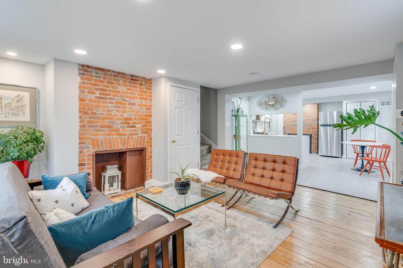 1107 Earl Street - Photo 1