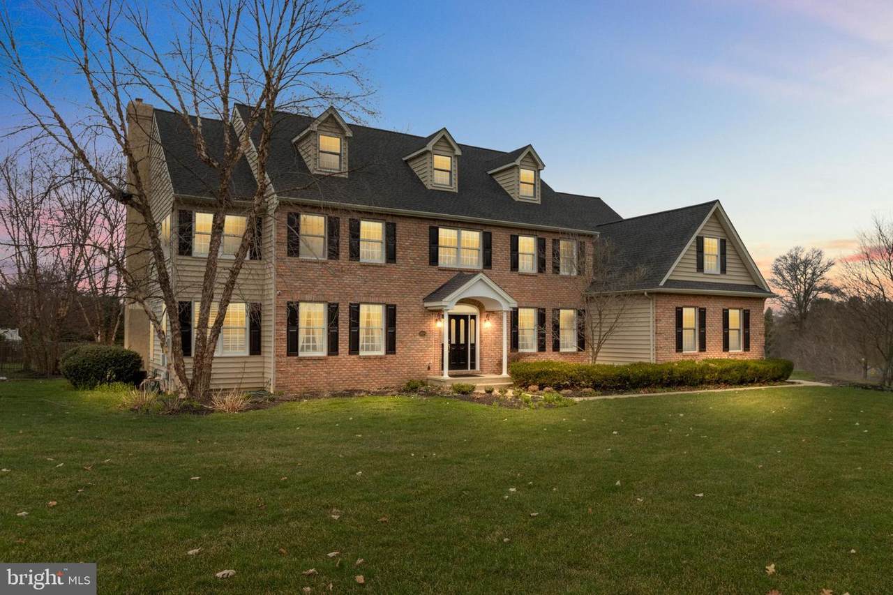 996 Sandy Ridge Road - Photo 1