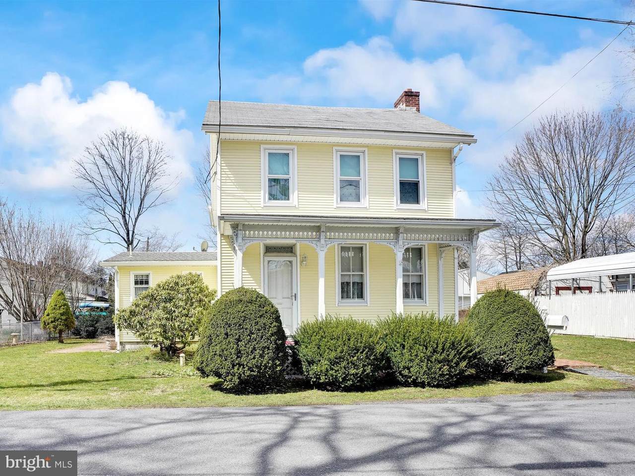 40 Carbon Street - Photo 1
