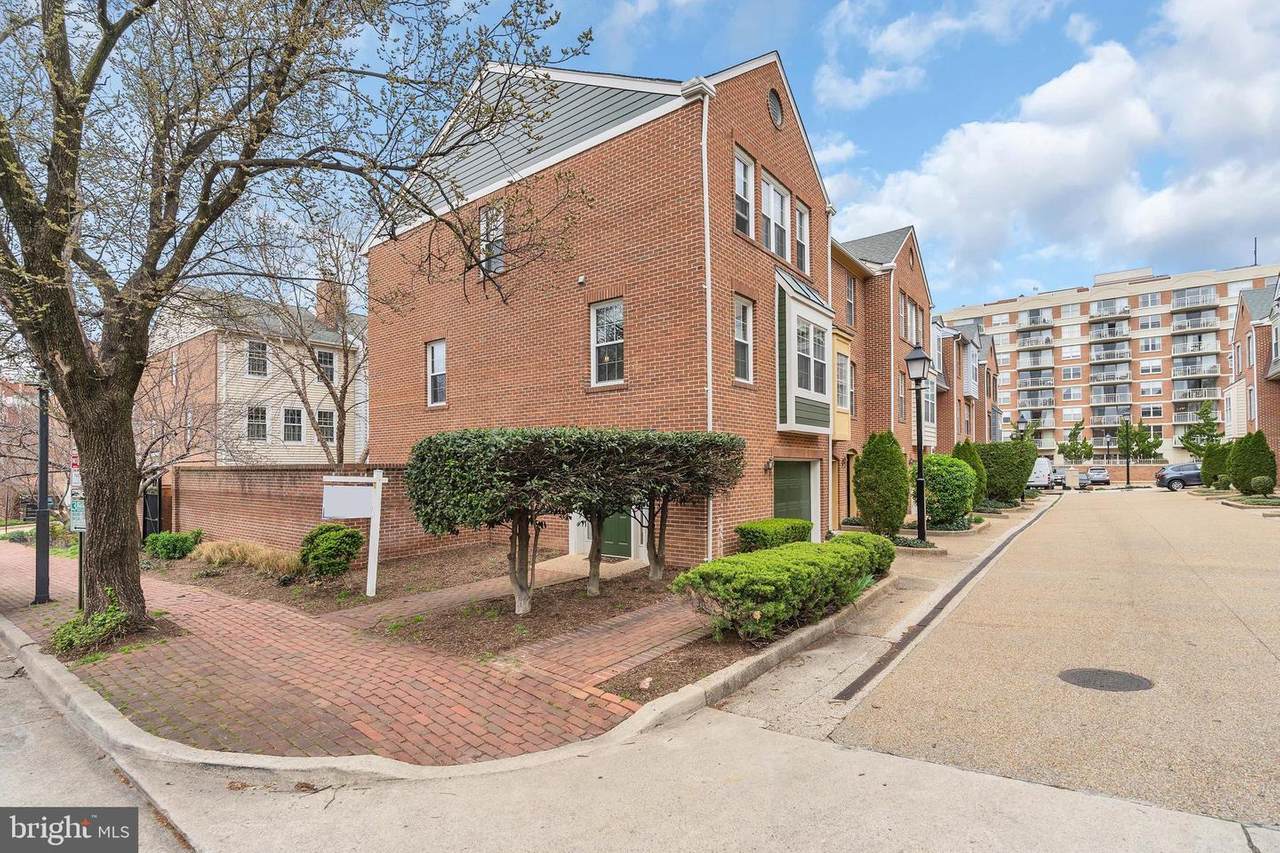 1231 Madison Street - Photo 1