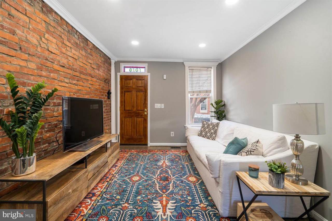 1016 Bouldin Street - Photo 1