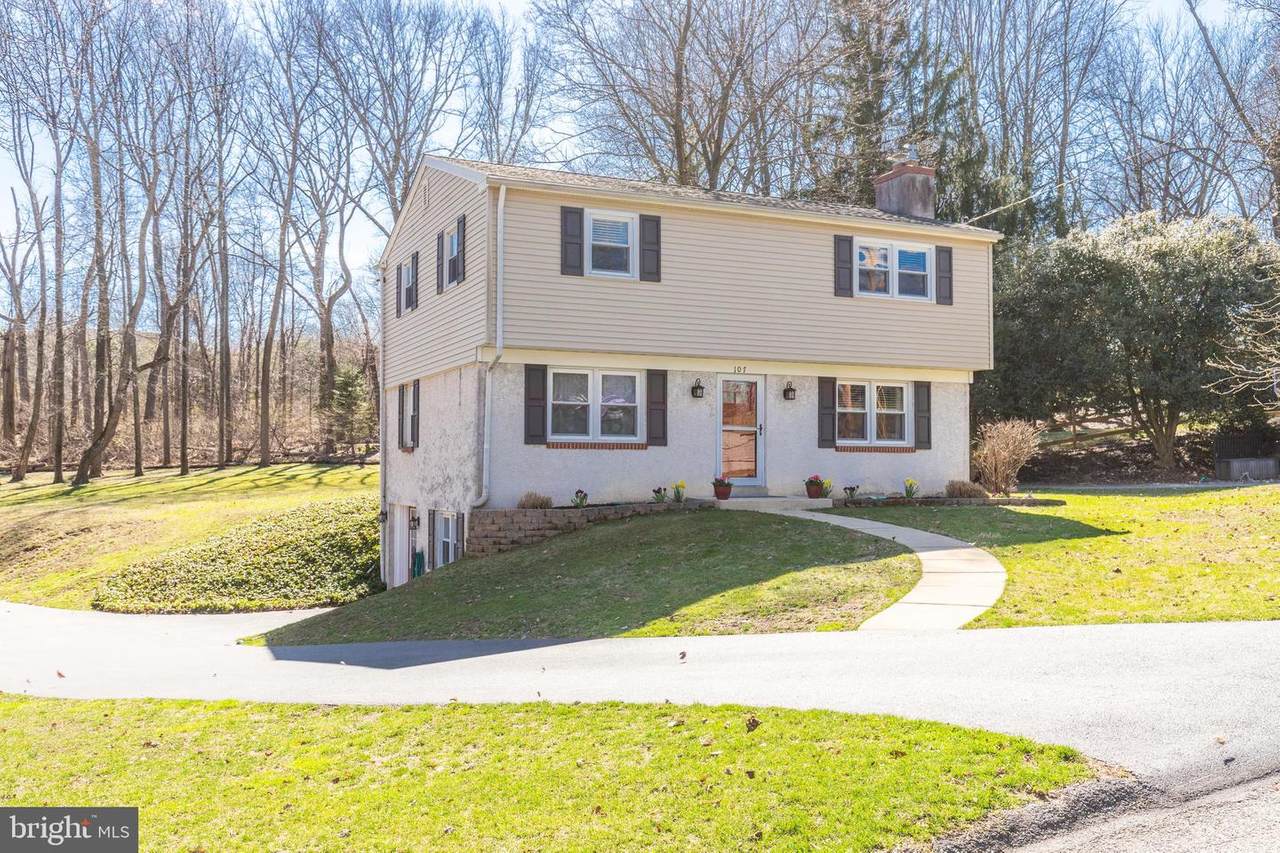 107 Spring Road - Photo 1
