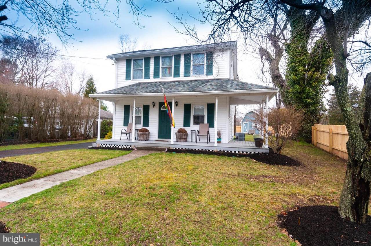 508 Village Rd W - Photo 1
