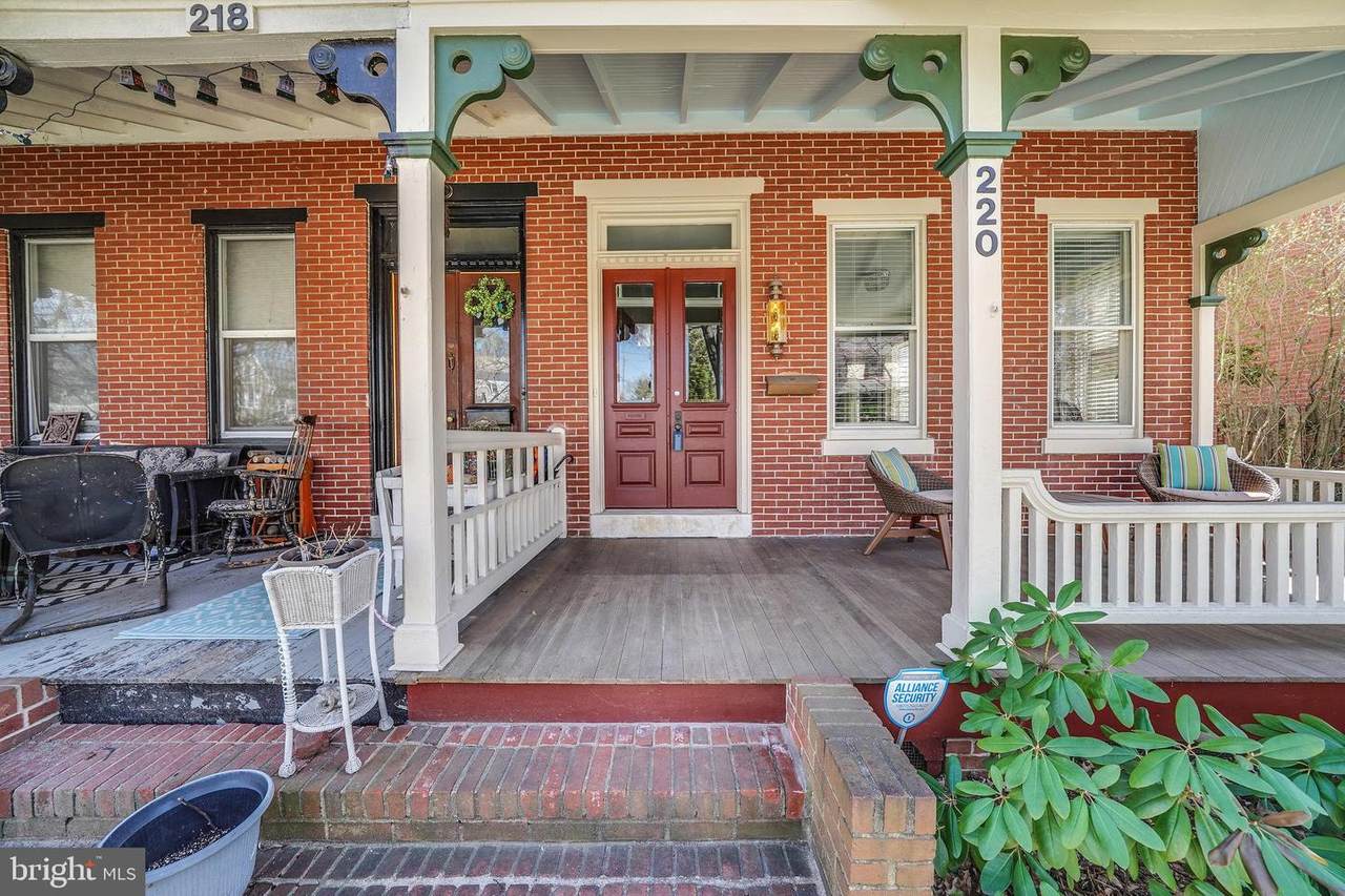 220 Price Street - Photo 1