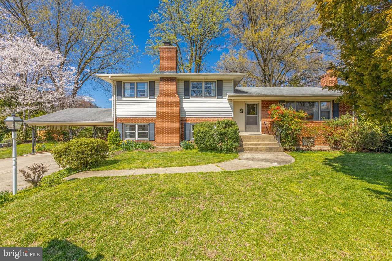 604 Longview Court - Photo 1