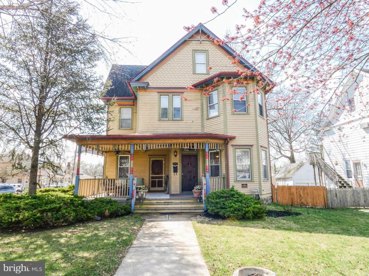 305 Delaware Street - Photo 1