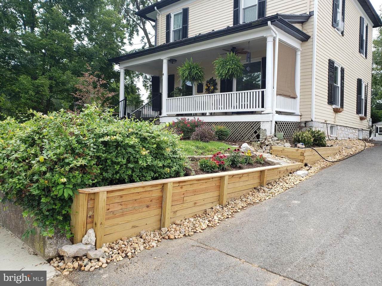 126 High Street - Photo 1