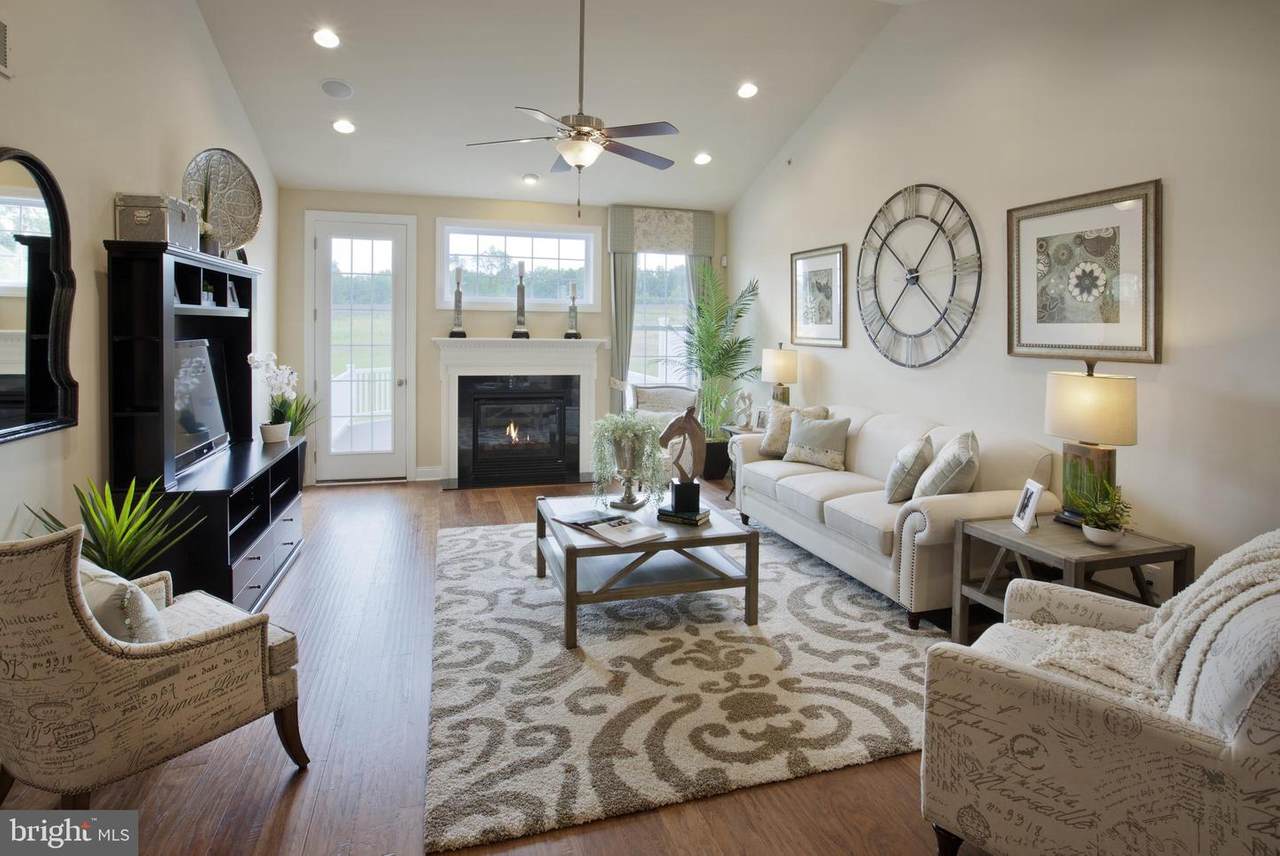 718 Friendship Hill Drive - Photo 1