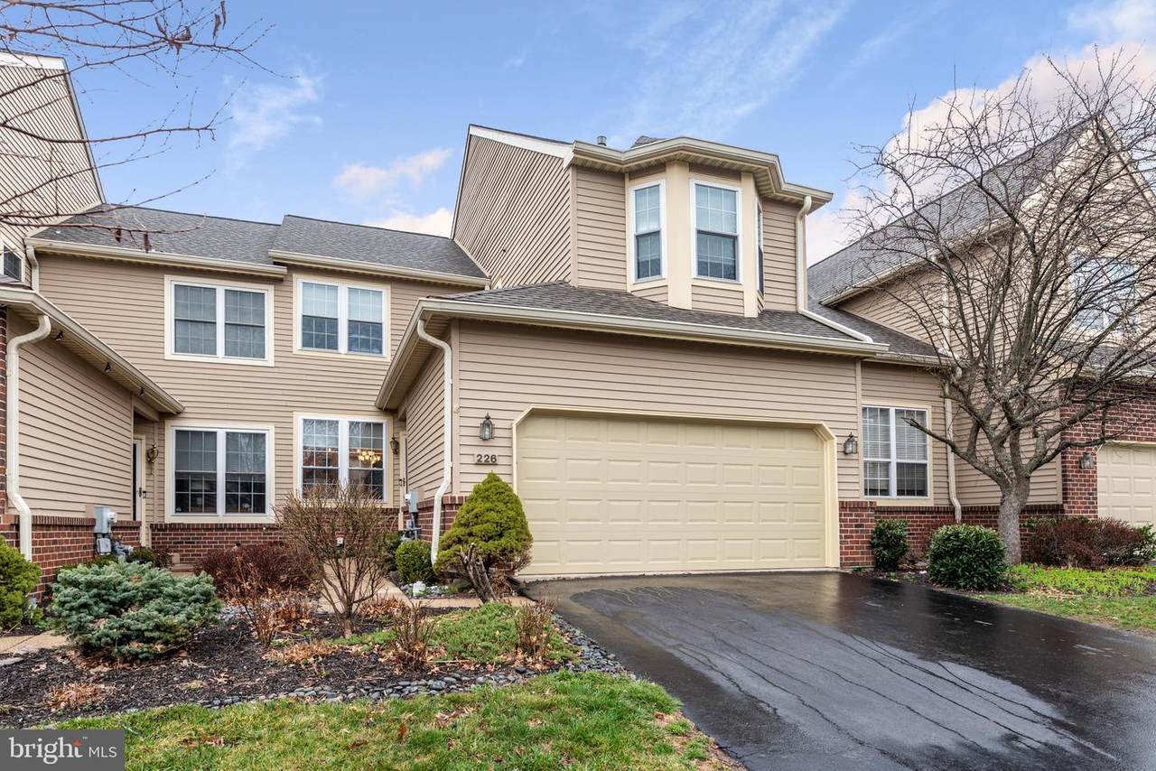 226 Pinecrest Lane - Photo 1