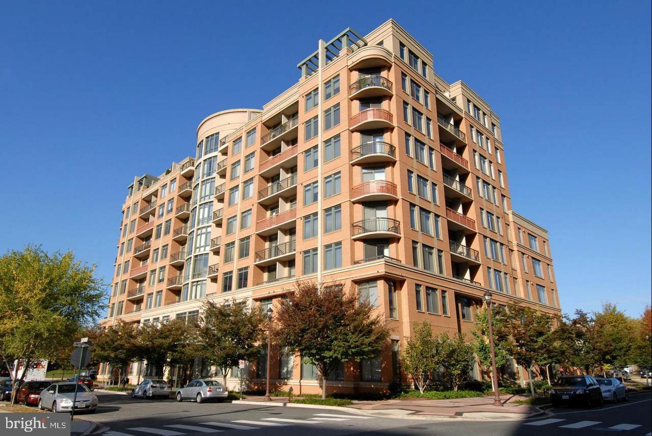 3625 10TH Street - Photo 1