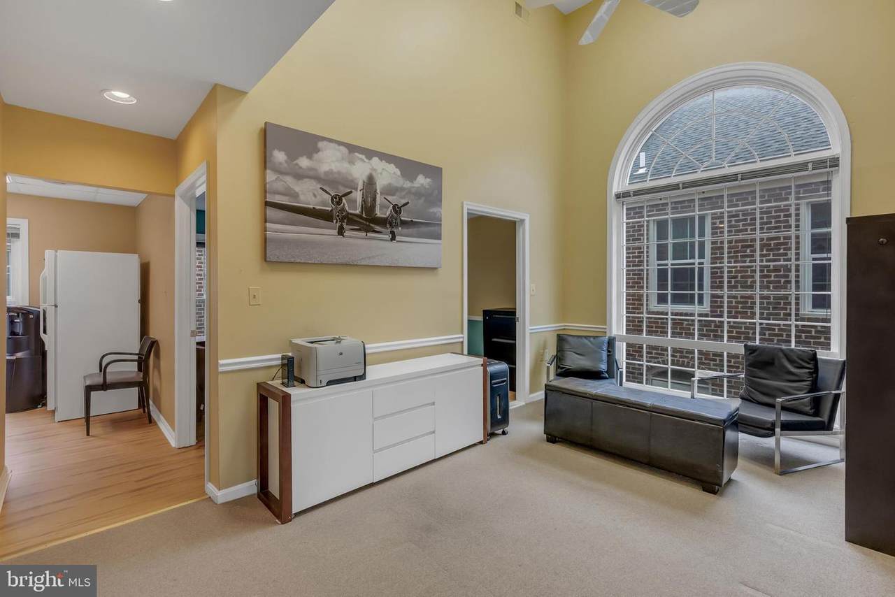 6105-E Arlington Boulevard - Photo 1