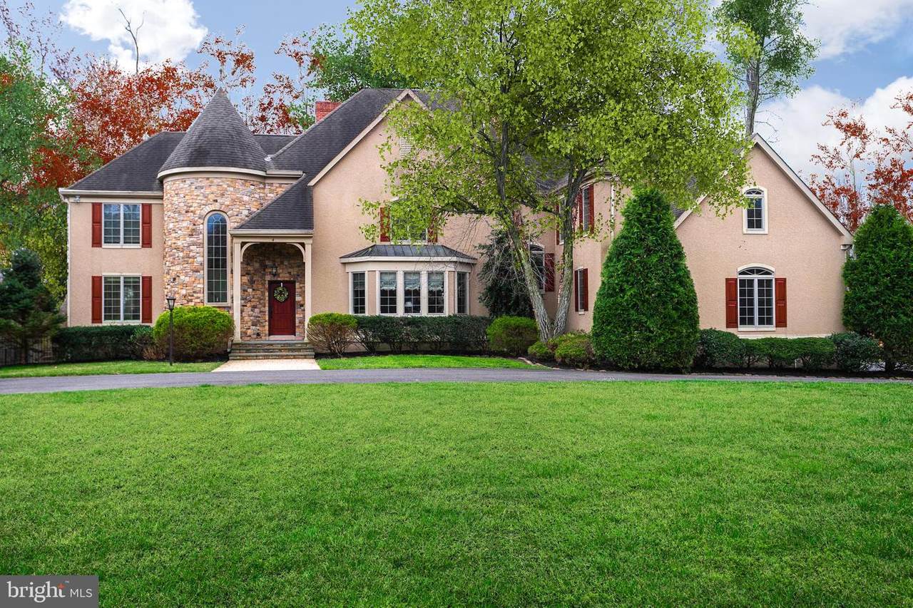 4 Pedersen Court - Photo 1