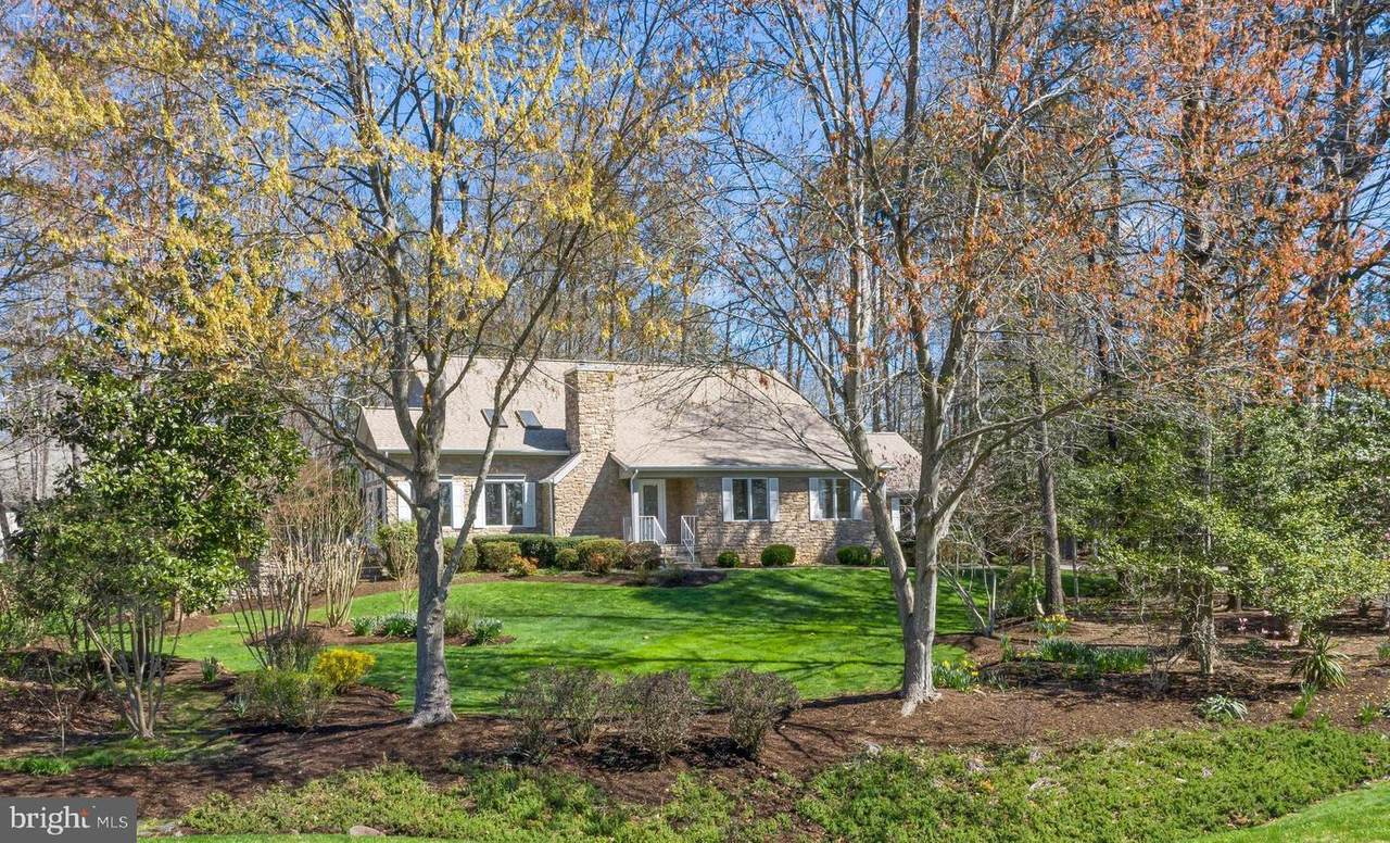 11214 Field Circle - Photo 1