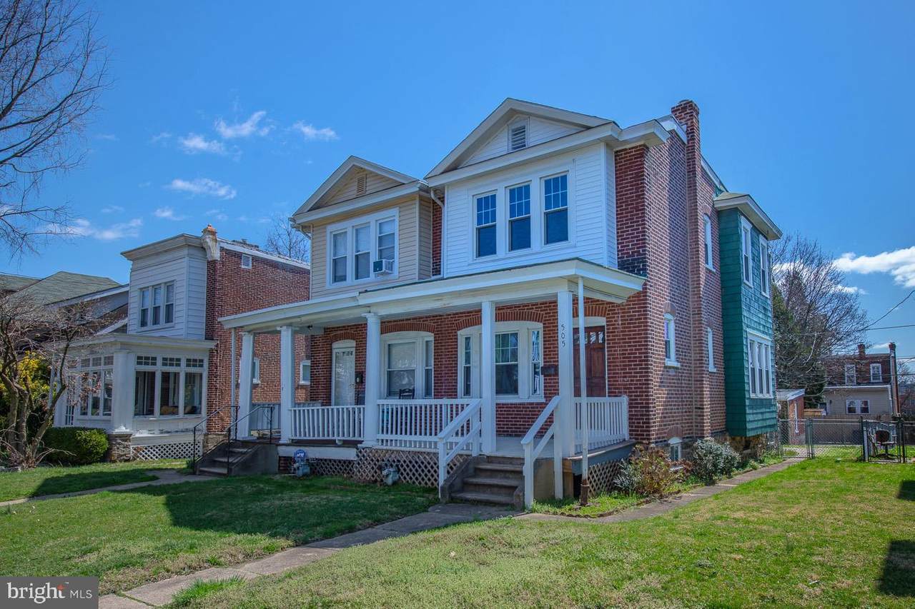 505 19TH Street - Photo 1