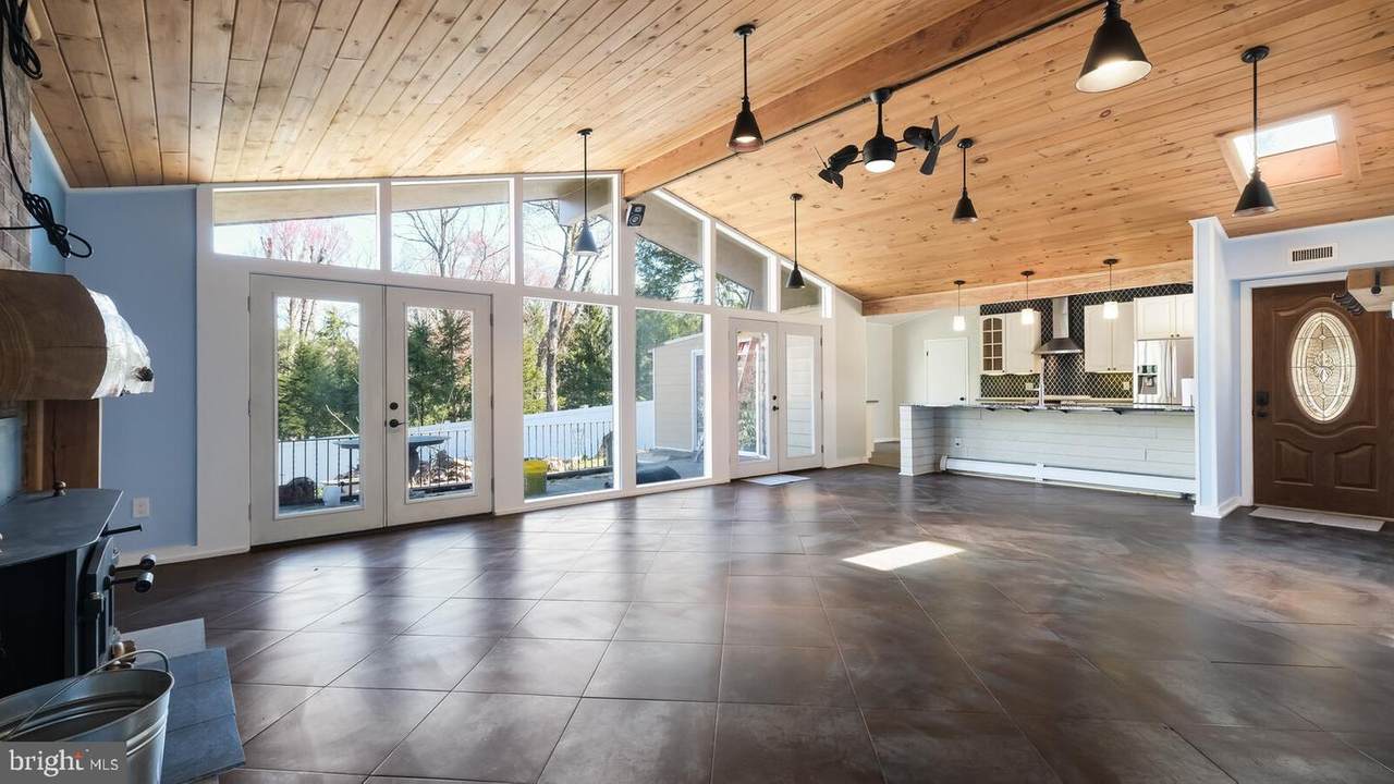 2614 Arrowhead Drive - Photo 1