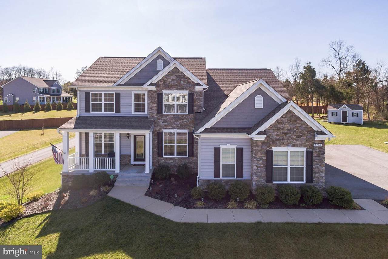 1790 Perspective Place - Photo 1