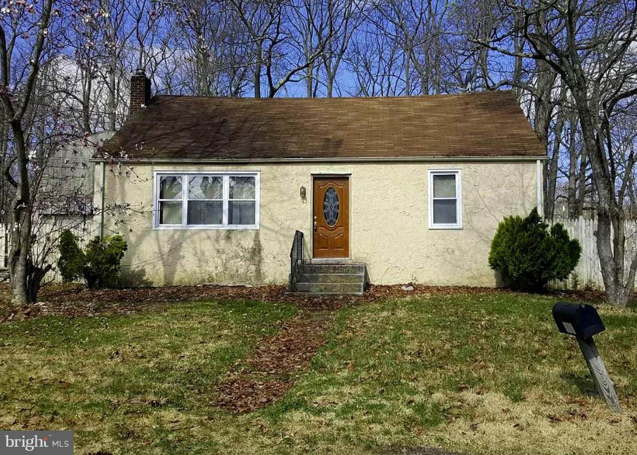 239 12TH Avenue - Photo 1
