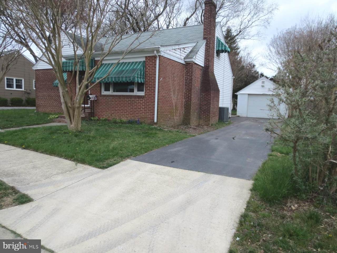 11 Keystone Avenue - Photo 1