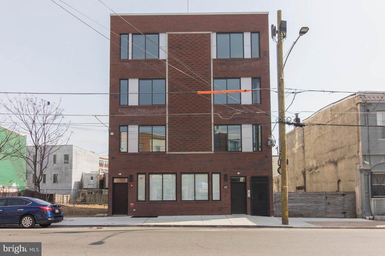 2547 Frankford Avenue - Photo 1