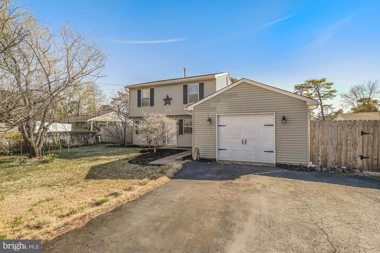 302 Chippewa Trail - Photo 1