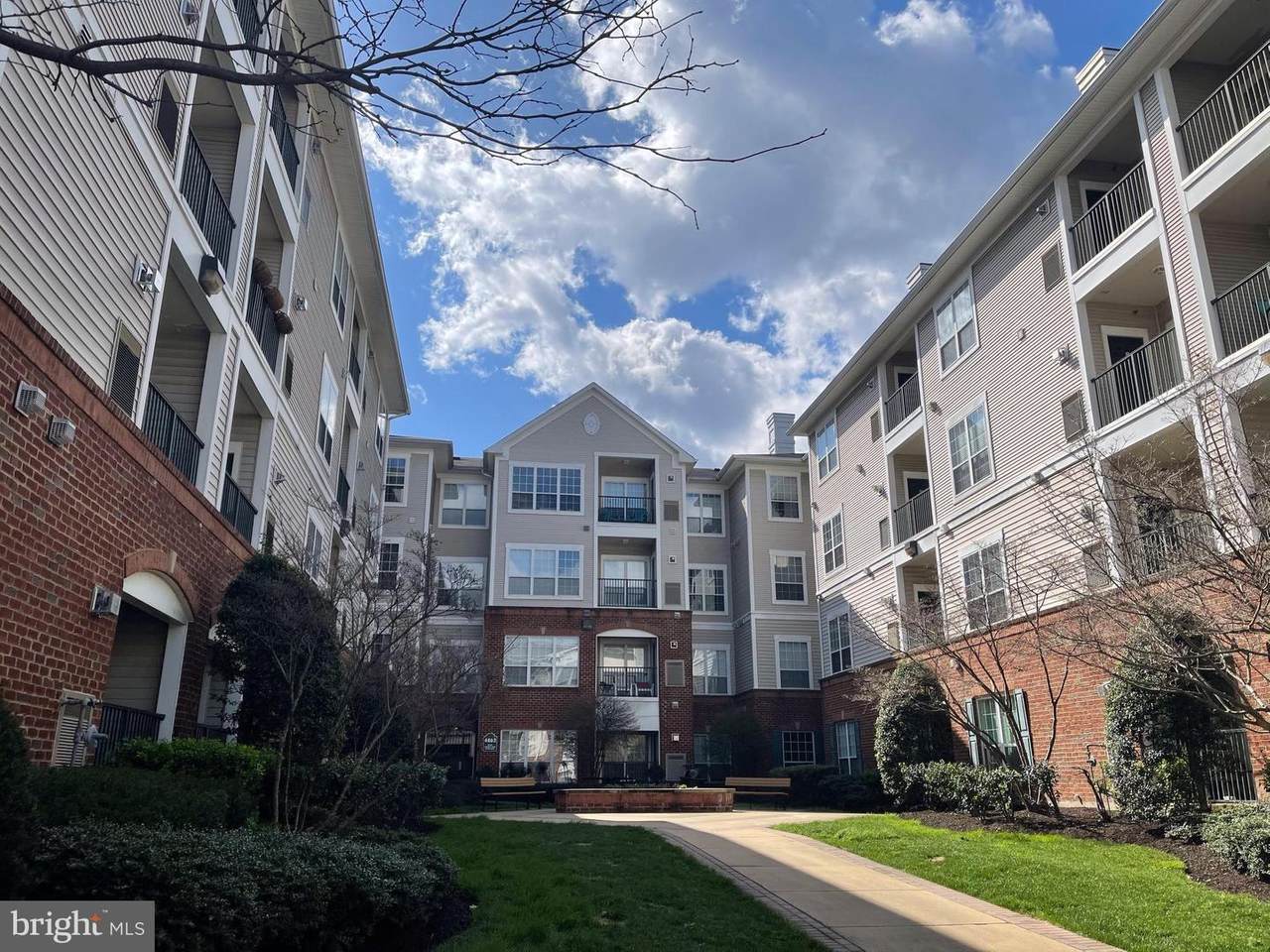 4860 Eisenhower Avenue - Photo 1