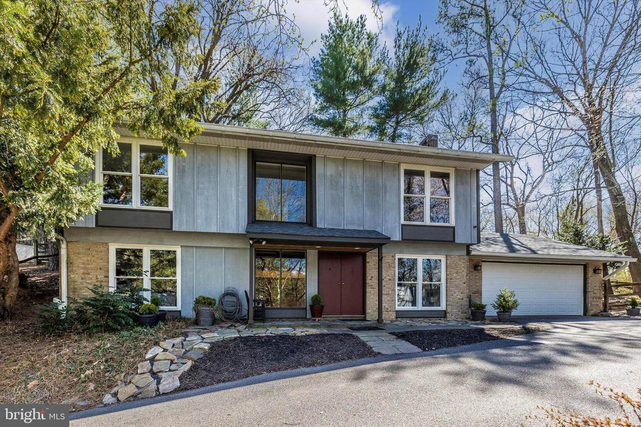 8623 Pinecliff Drive - Photo 1