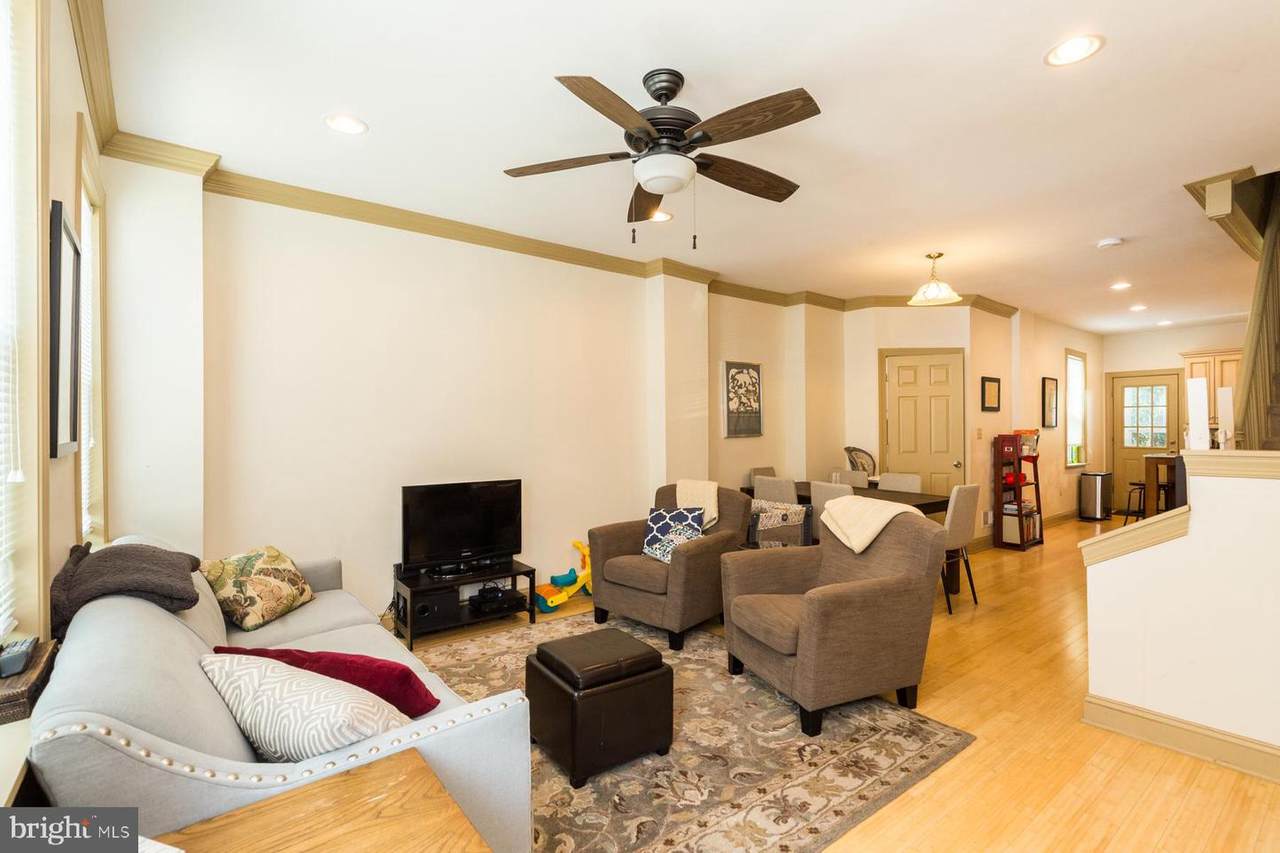 139 Davis Street - Photo 1