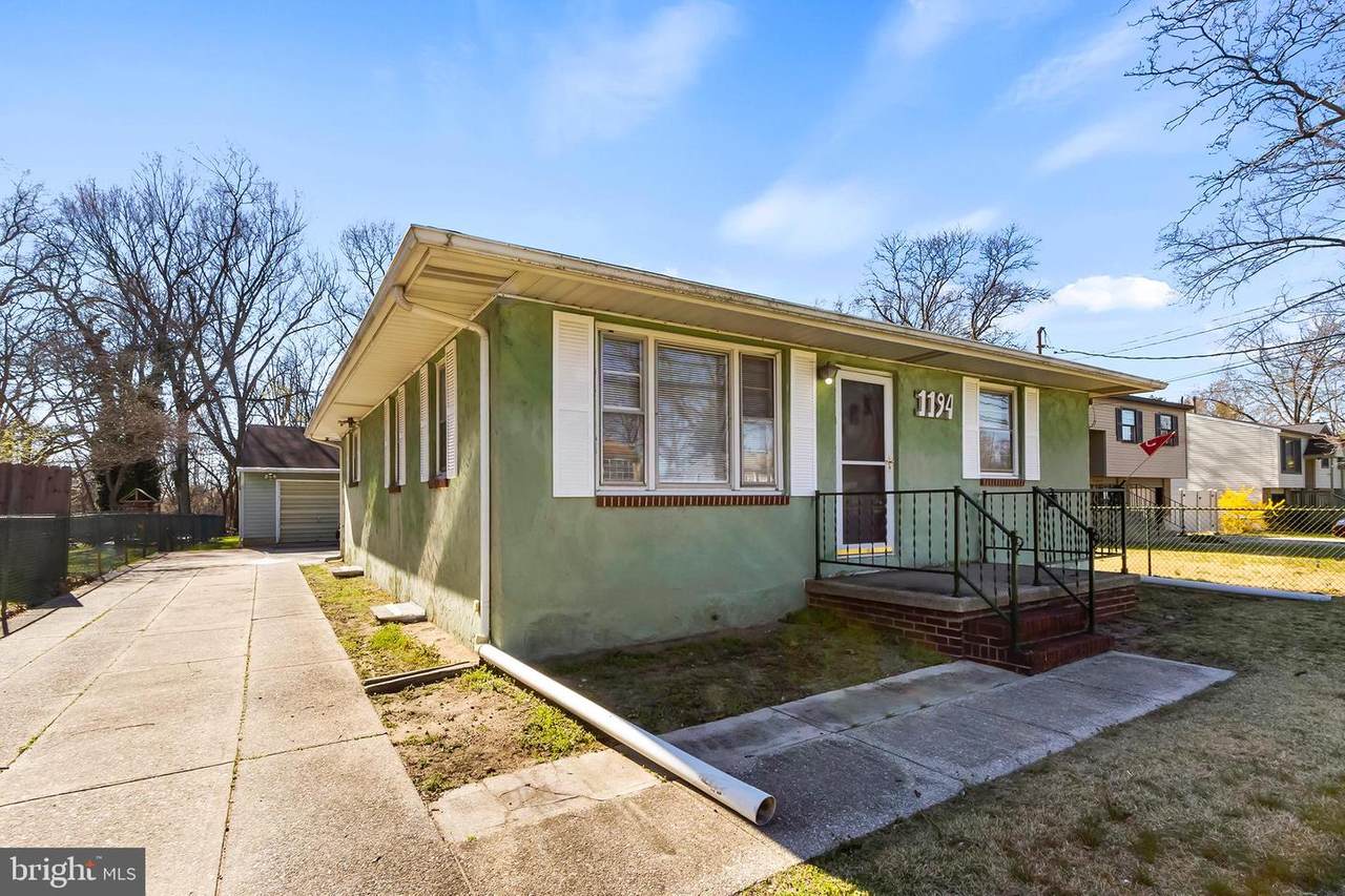 1194 Red Bank Avenue - Photo 1