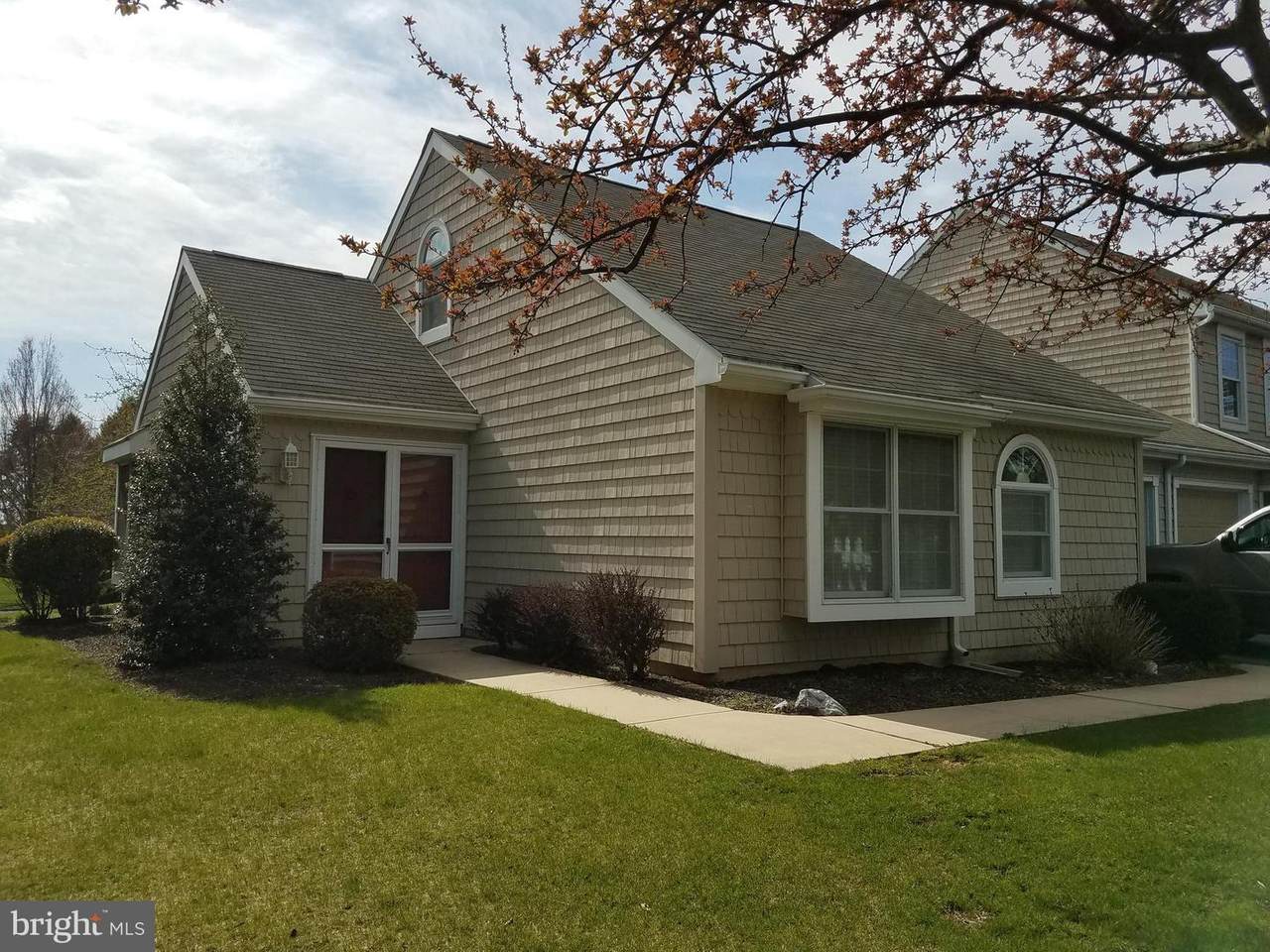 231 Crescent Drive - Photo 1