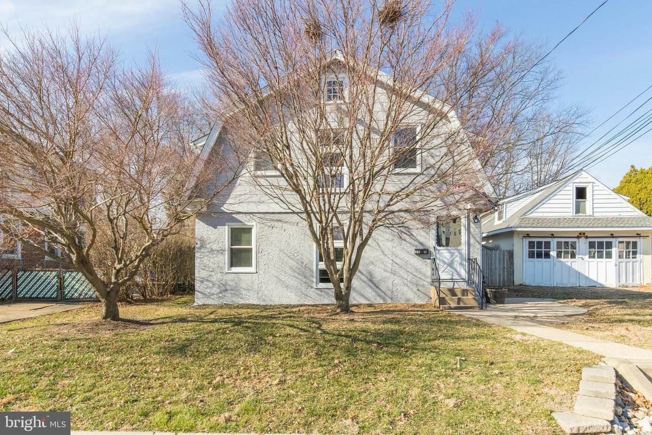 16 Rodman Avenue - Photo 1