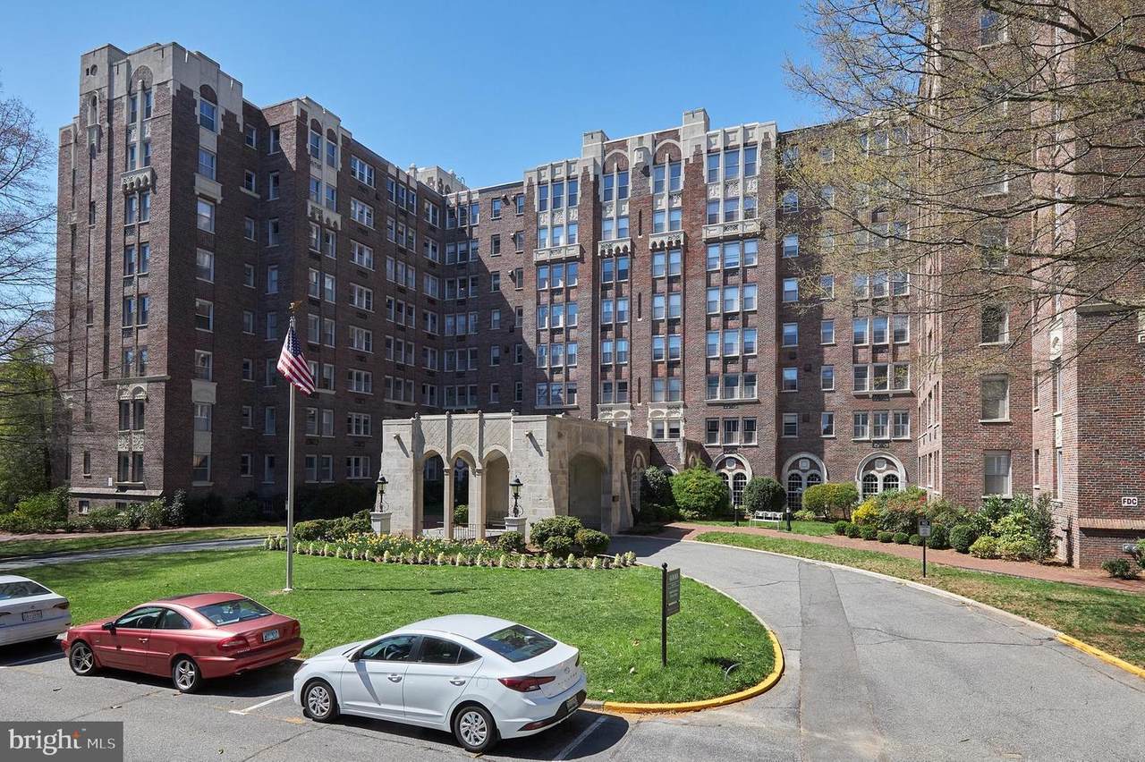 4000 Cathedral Avenue - Photo 1