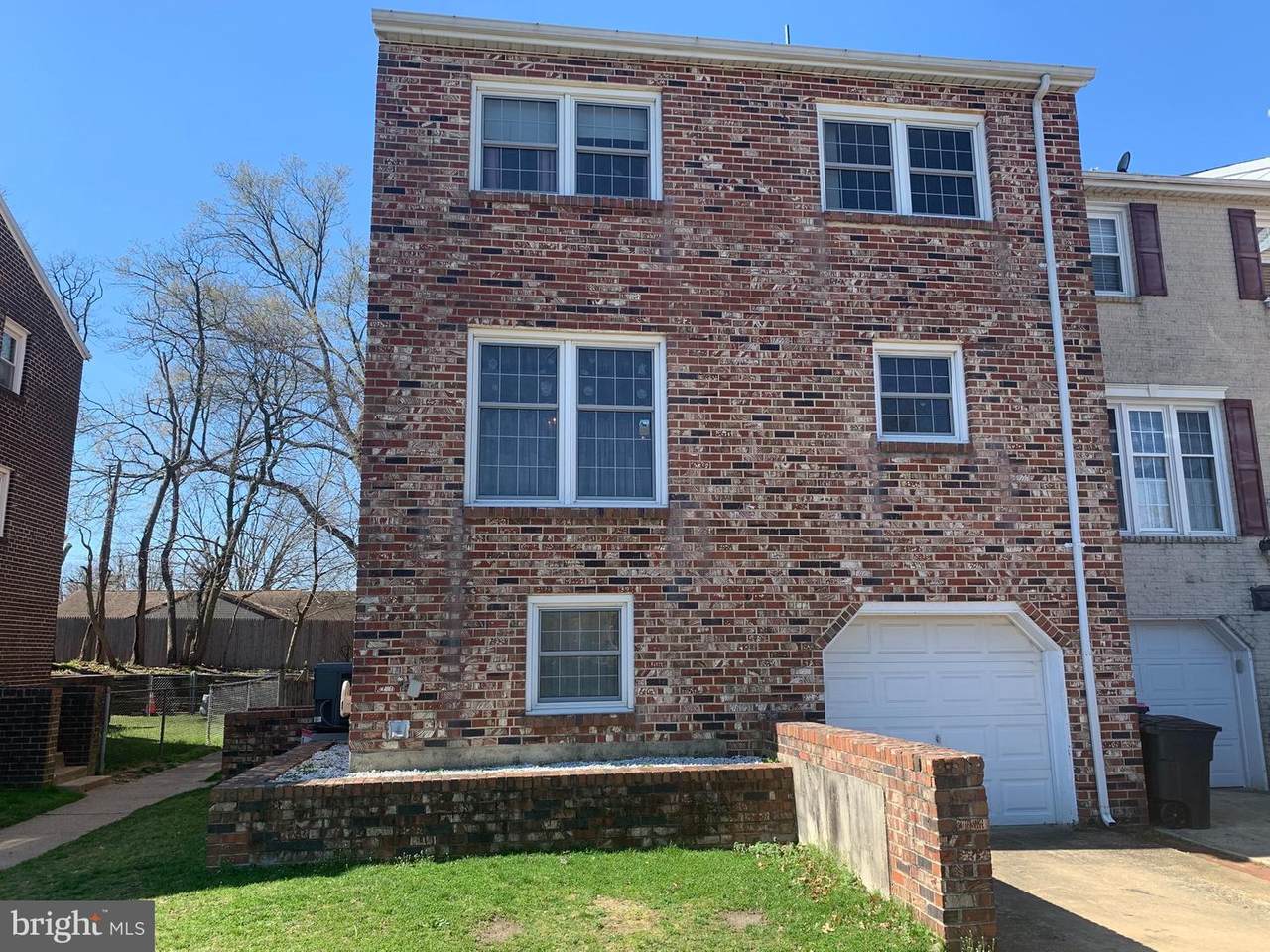 130 Collins Court - Photo 1