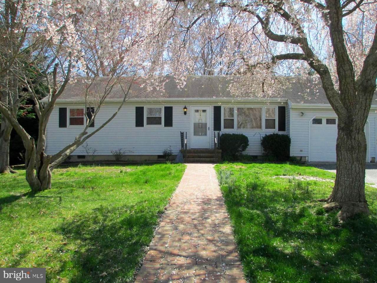 115 School Road - Photo 1