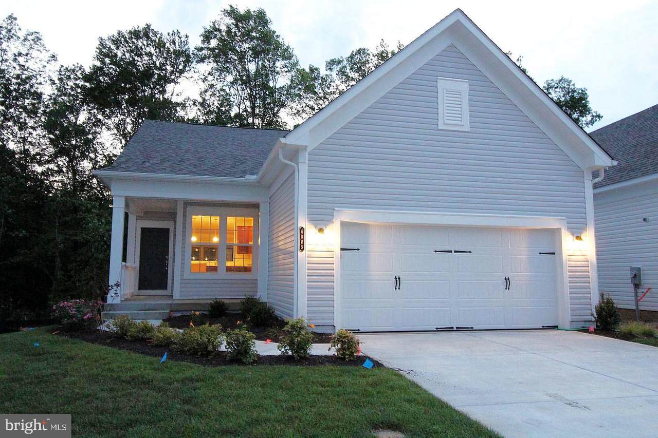 6005 Avery Point Drive - Photo 1