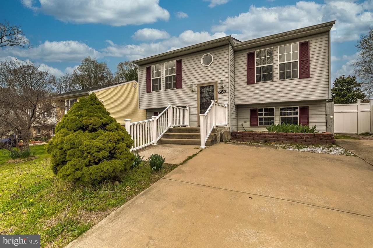 682 209TH Street - Photo 1