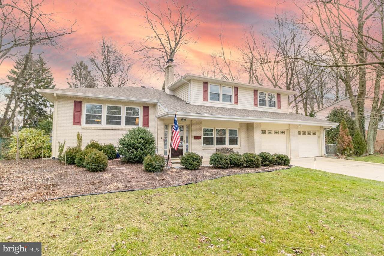 2117 Swinnen Drive - Photo 1