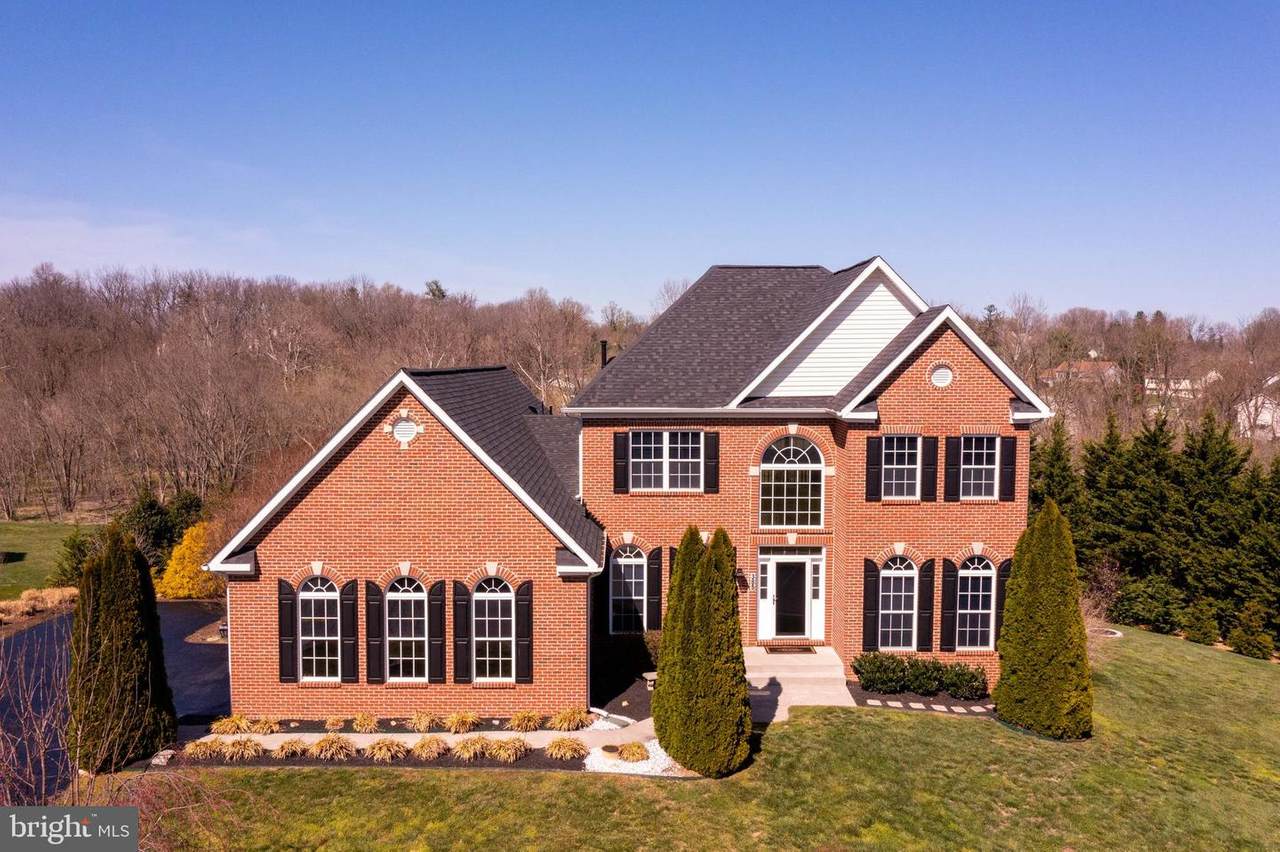 385 Craighill Drive - Photo 1