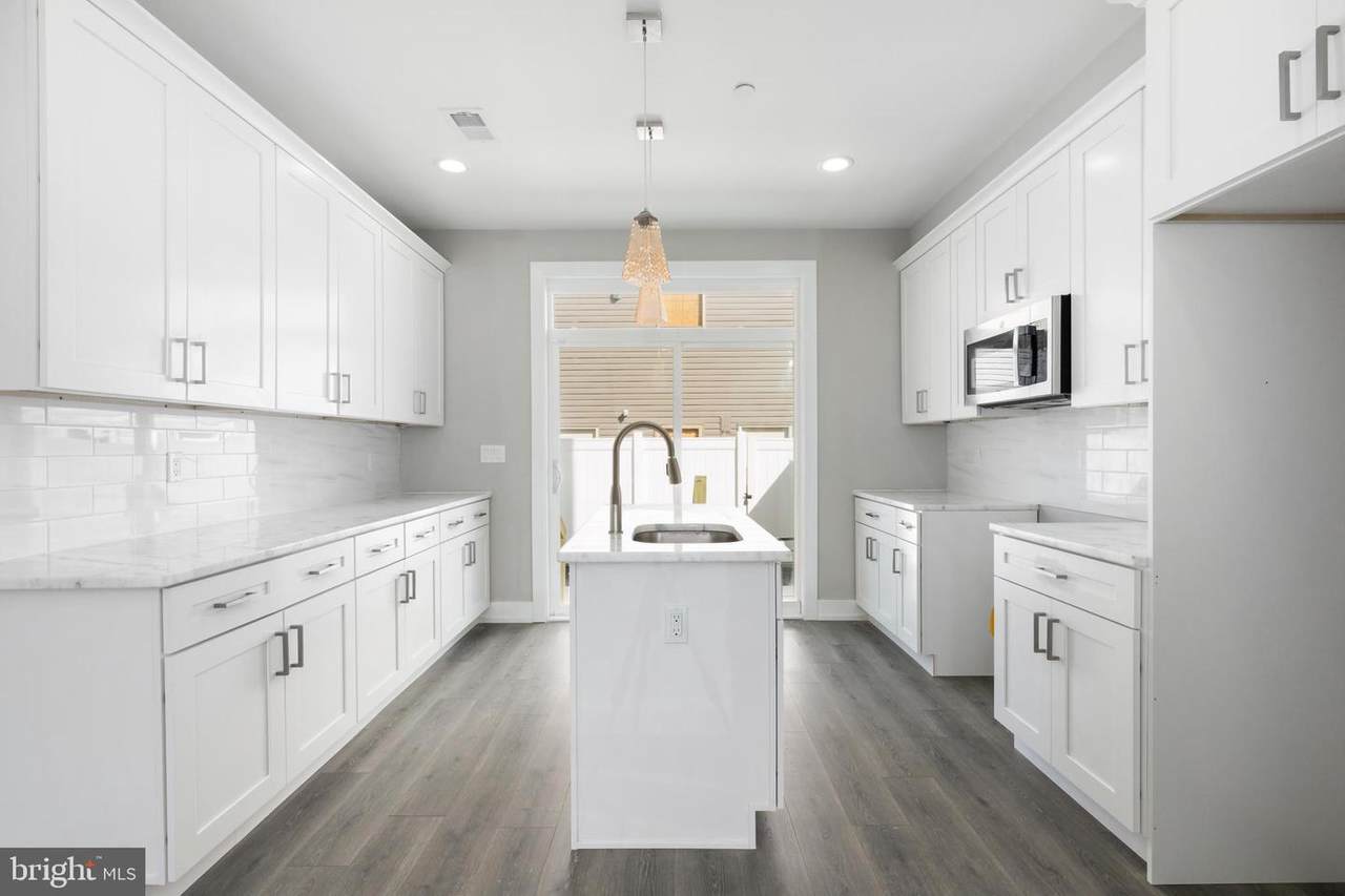 1937 4TH Street - Photo 1