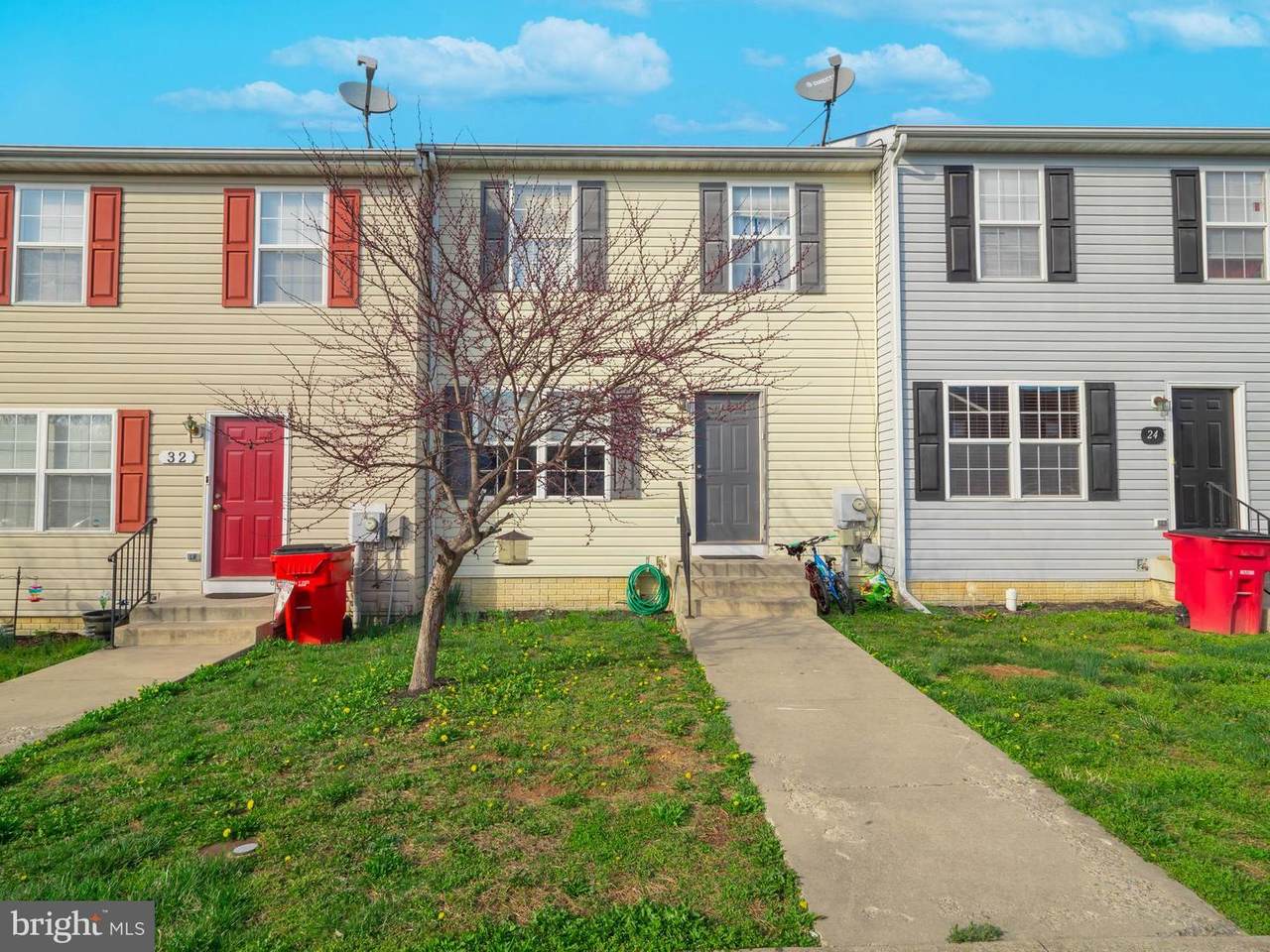28 Sanford Drive - Photo 1
