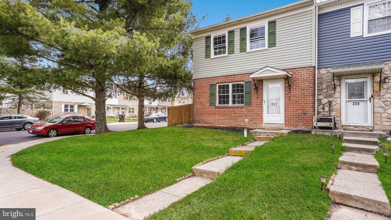 237 1ST Avenue - Photo 1